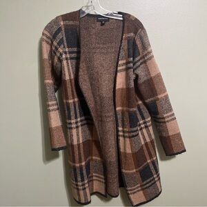 Cozy Plaid Open-Front Cardigan